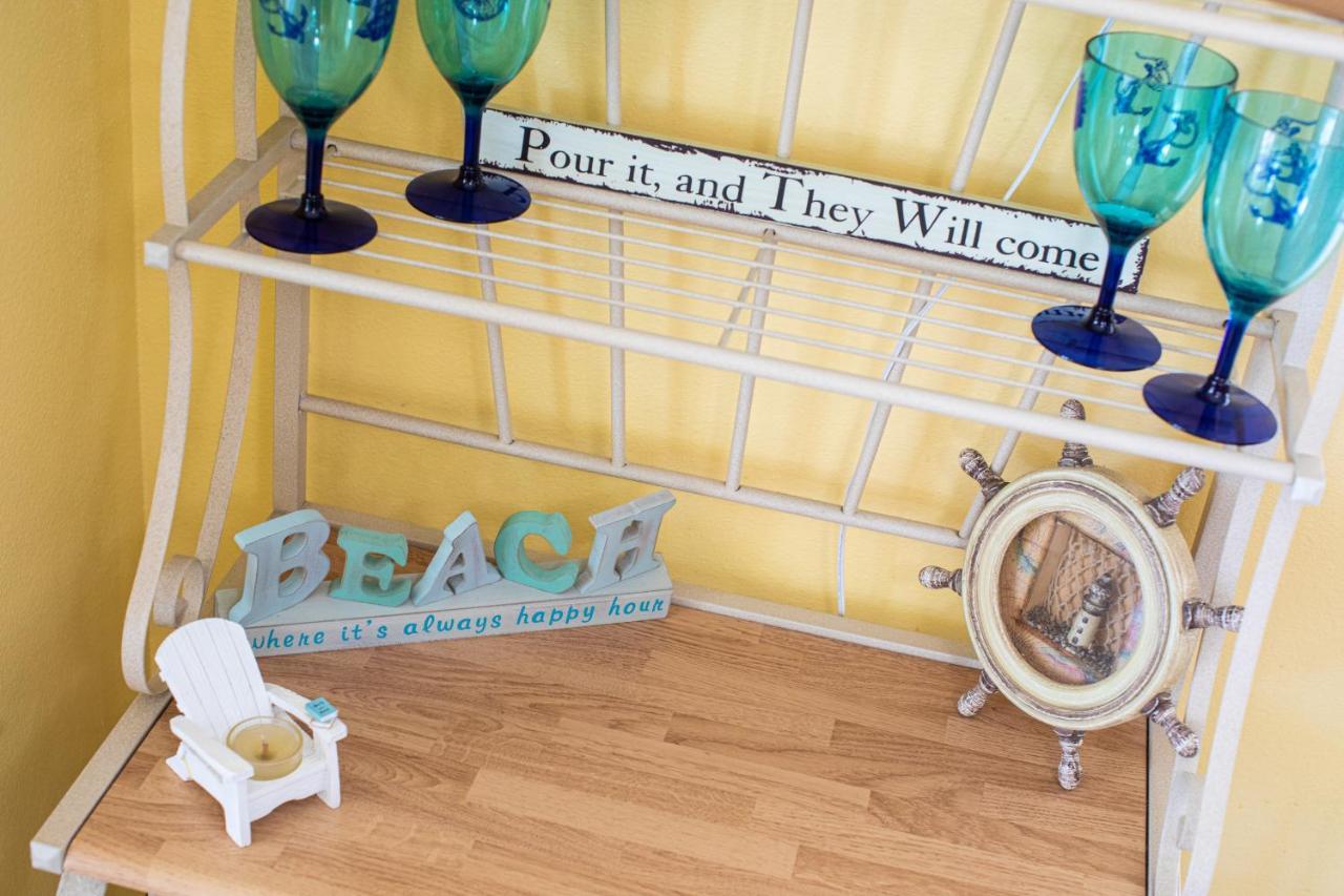 Relax At Our Beach Haven - Pet Friendly Galveston Exterior photo